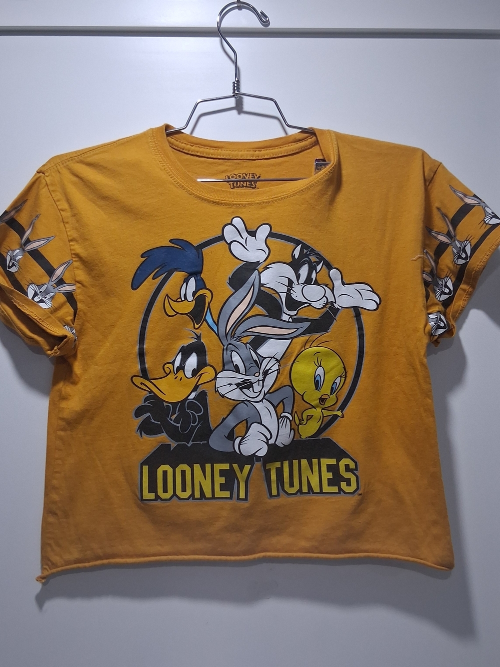 Looney Tunes Mustard Cropped Tee XS
